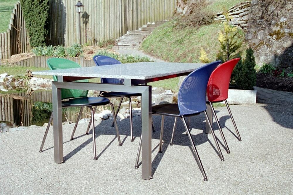 Gartenmobel-Stahltisch-Metallmobel-5.JPG